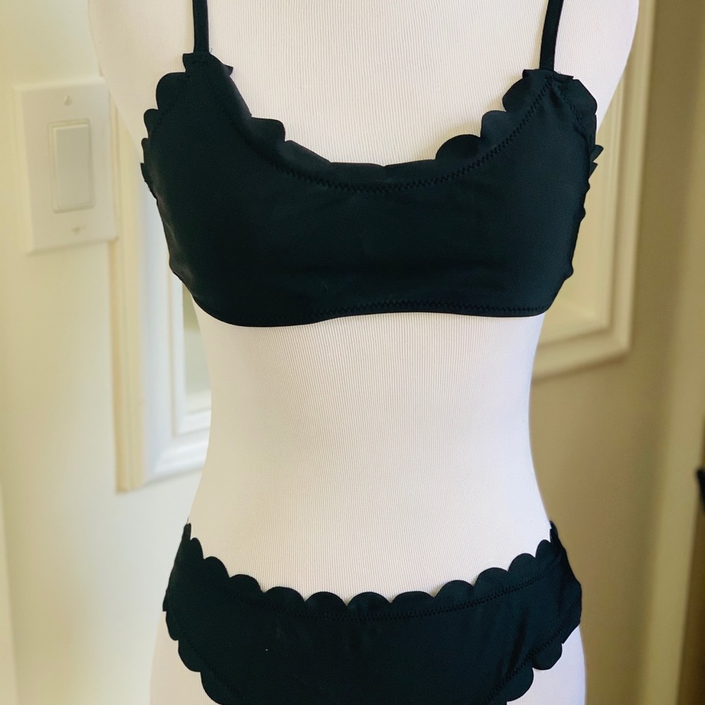 PERFECT SCALLOP BIKINI - Picture 5 of 7